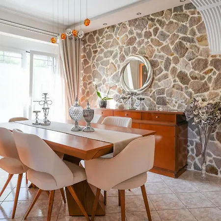 Appartement Elli's *