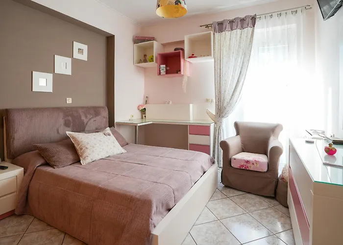 Elli's Apartament Antimachia